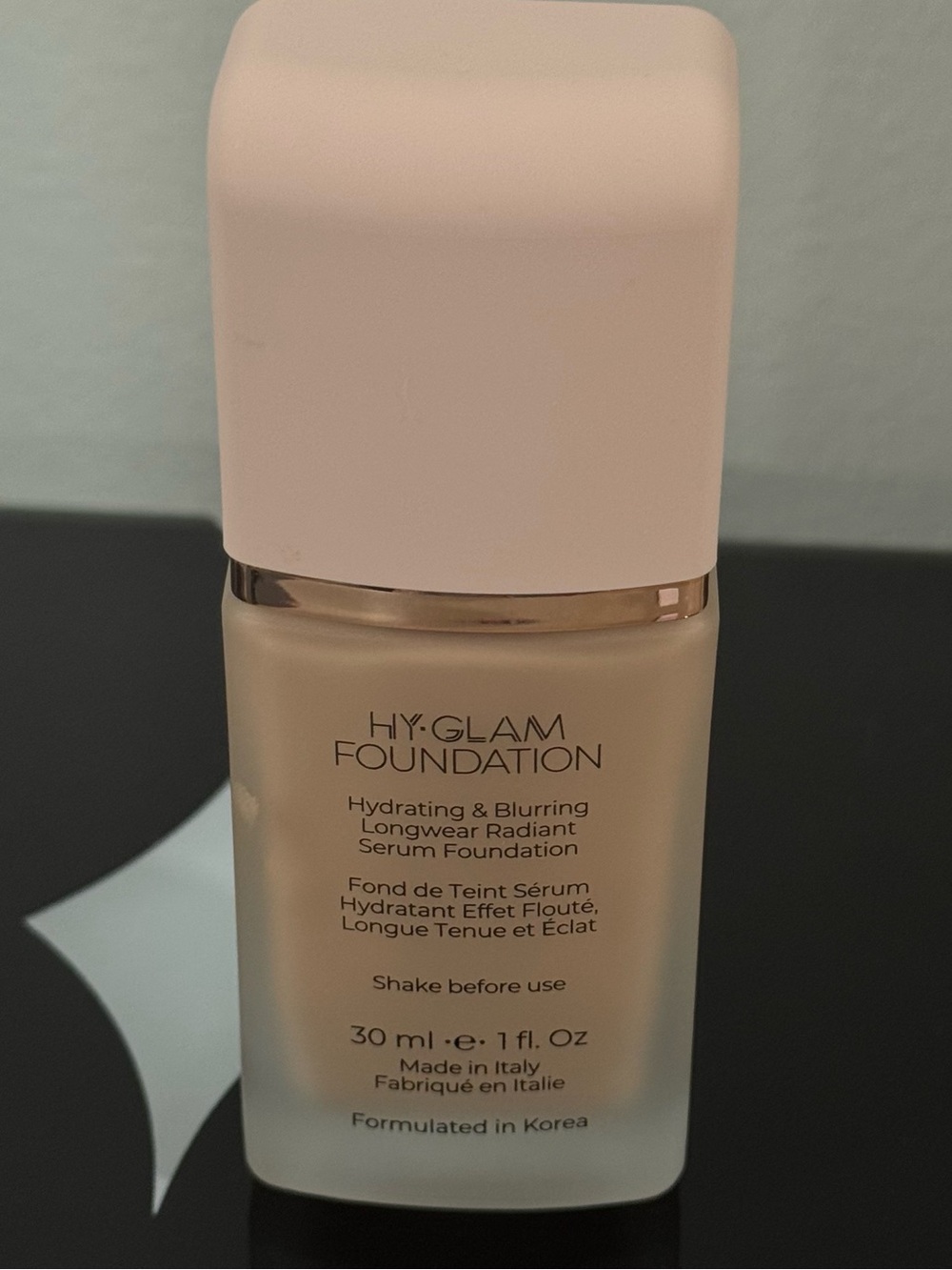 Natasha Denona HY-GLAM hydrating and blurring serum foundation in shade N4 - Picture 3 of 8